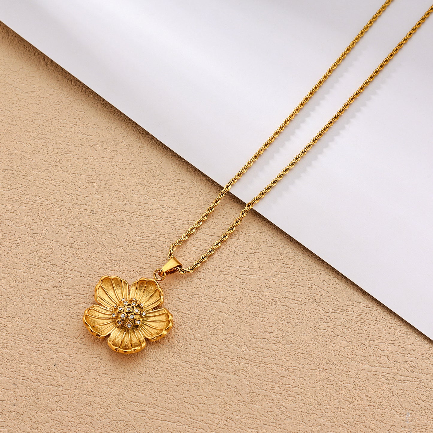 Floral Pendant Necklace