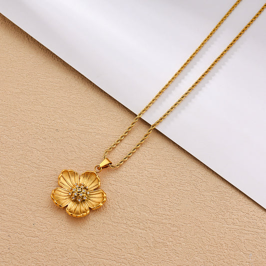 Floral Pendant Necklace